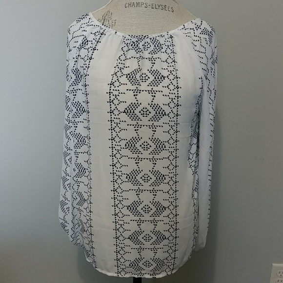 Como Vintage blouse in White and Gray - Picture 8 of 8